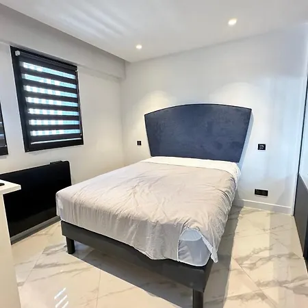 Les Jardins Du Yacht Club - Deux Pieces - Apartment